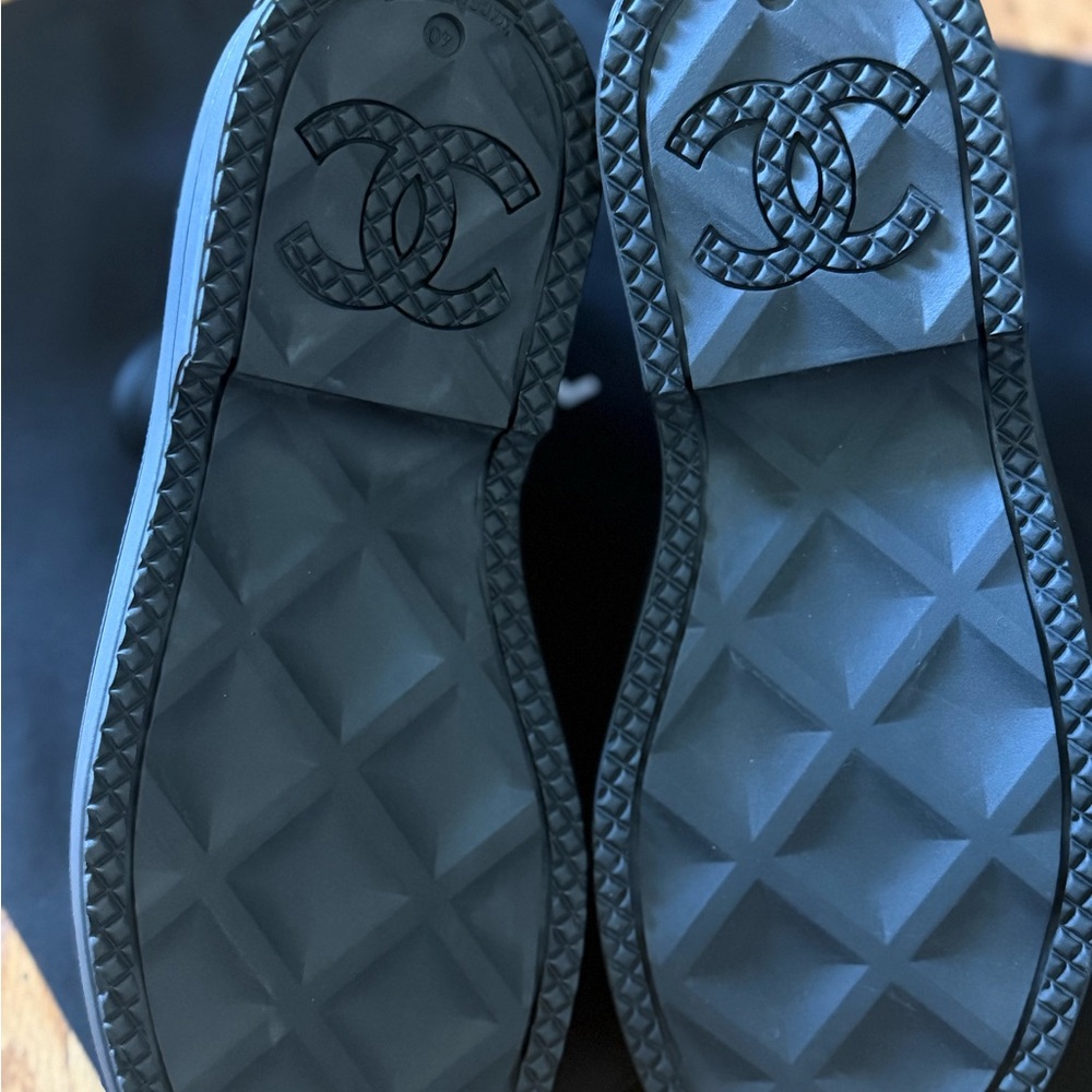 CHANEL Wellington Boots black/white - Picture 13 of 14